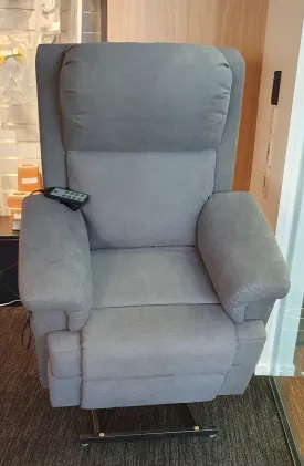 Lift Chair Diamante